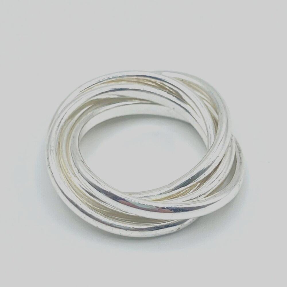 Unique Interlocking Silver Plated Band Rolling Ring Size 7